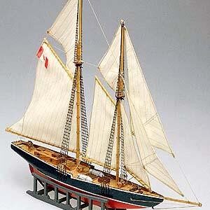 Mini Mamoli Bluenose