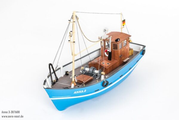 ANNA 3 FISHING TRAWLER (AERO-NAUT, 1:20)