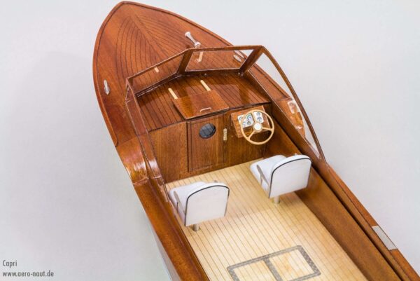 CAPRI SPORT BOAT (AERO-NAUT)
