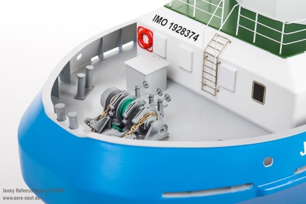 JONNY HARBOR TUG (1:32)