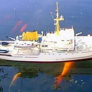 HMS Bulldog by Deans Marine